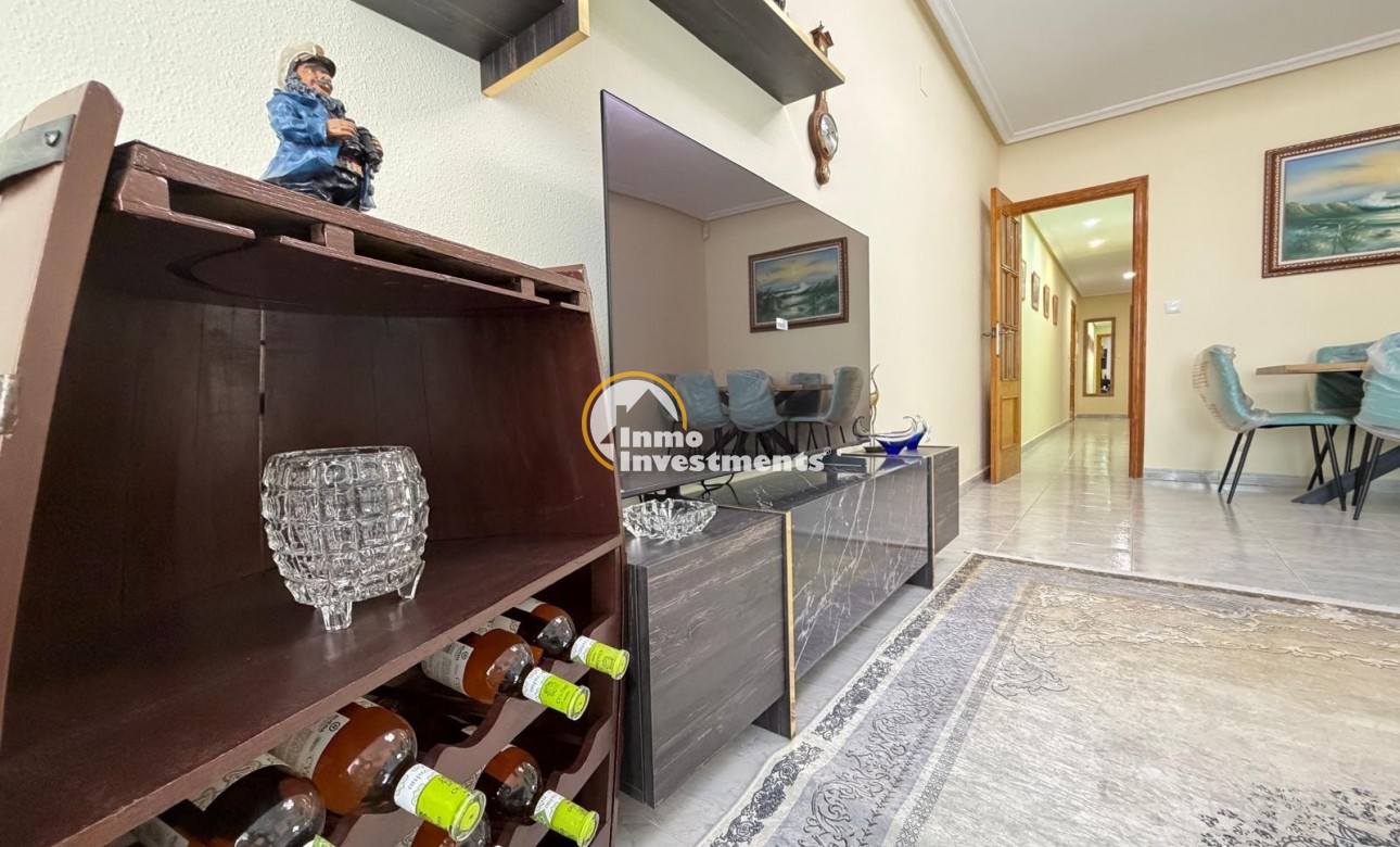 Resale - Apartment - Torrevieja - Playa del Cura
