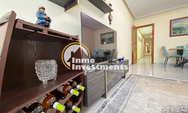 Resale - Apartment - Torrevieja - Playa del Cura