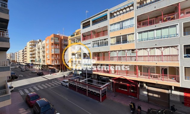 Resale - Apartment - Torrevieja - Playa del Cura