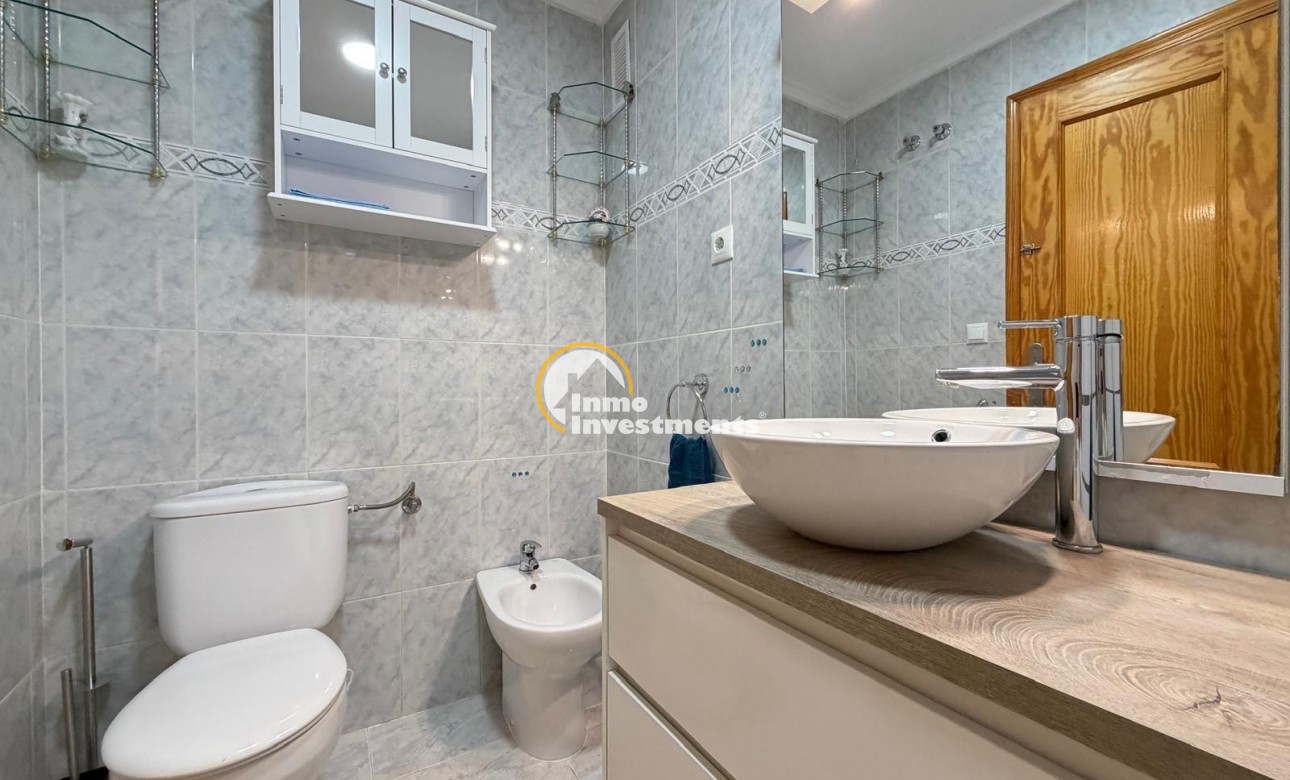 Resale - Apartment - Torrevieja - Playa del Cura