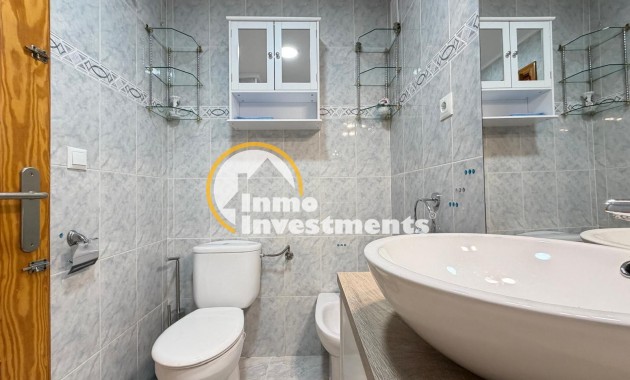 Resale - Apartment - Torrevieja - Playa del Cura