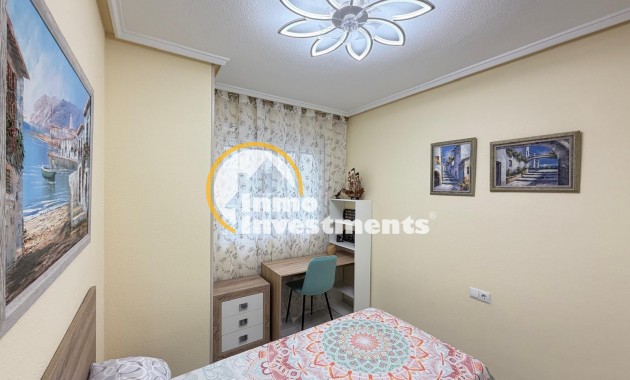 Resale - Apartment - Torrevieja - Playa del Cura