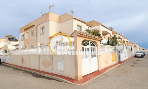 Reventa - Chalet independiente - Torrevieja - El Limonar