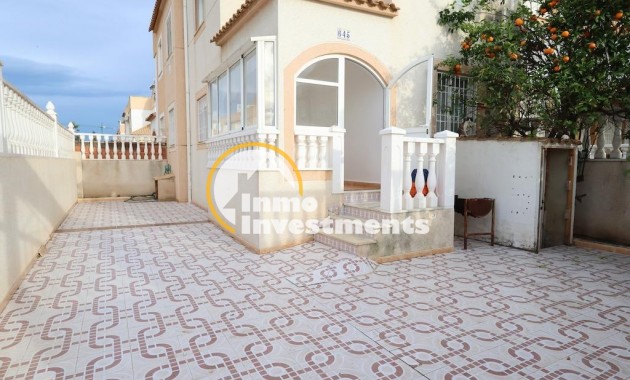 Reventa - Chalet independiente - Torrevieja - El Limonar