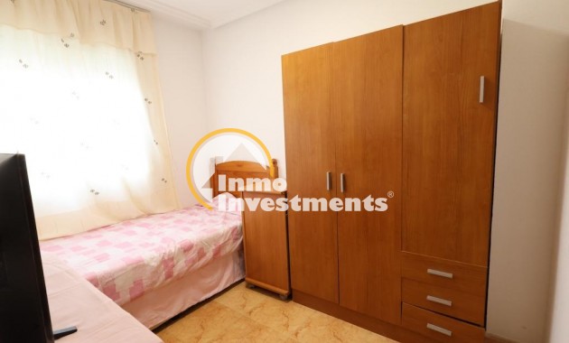 Reventa - Chalet independiente - Torrevieja - El Limonar