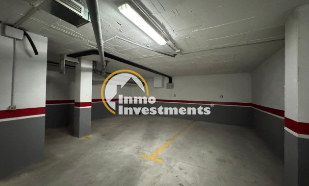 Resale - Garage - Torrevieja