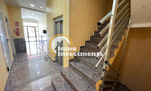 Resale - Garage - Torrevieja