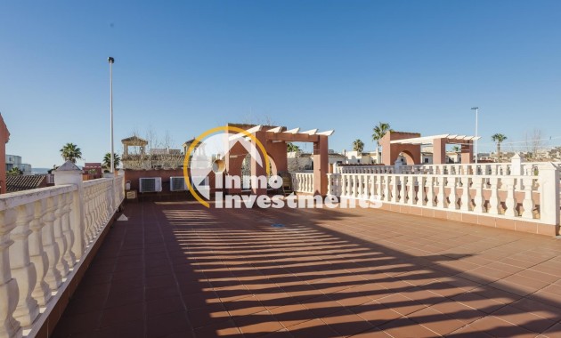 Reventa - Chalet independiente - Torrevieja - Aguas Nuevas