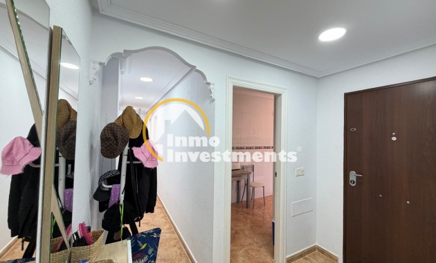 Resale - Apartment - Torrevieja - Playa del Cura