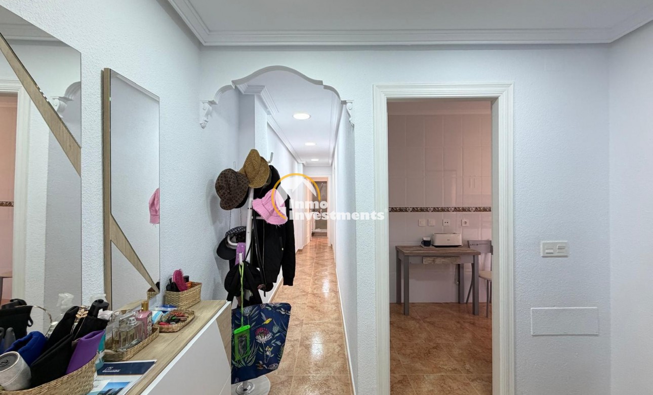 Resale - Apartment - Torrevieja - Playa del Cura