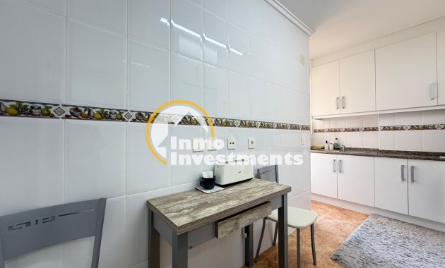 Resale - Apartment - Torrevieja - Playa del Cura
