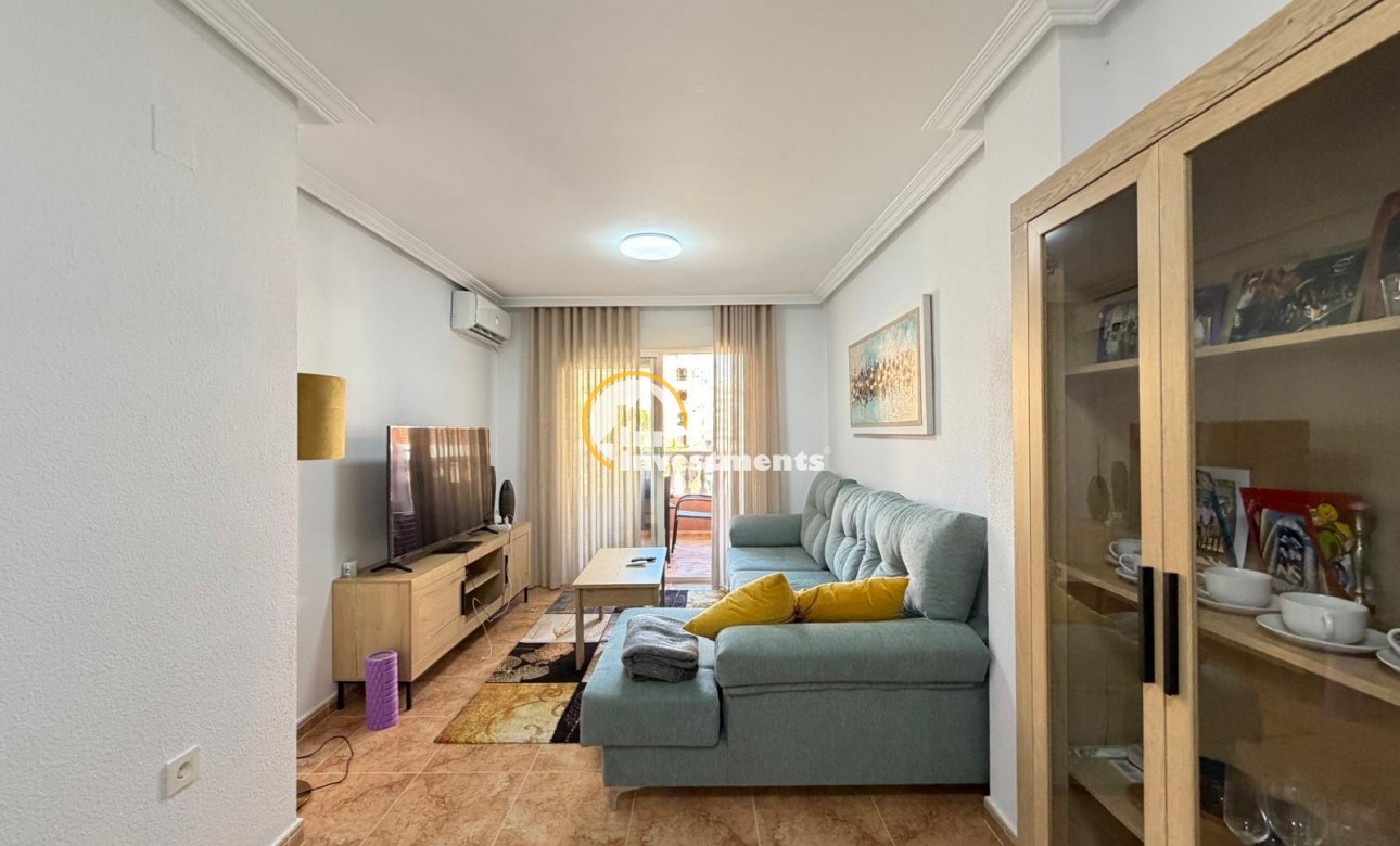 Resale - Apartment - Torrevieja - Playa del Cura