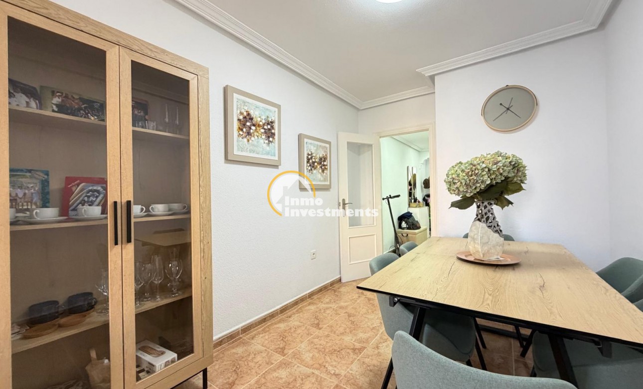 Resale - Apartment - Torrevieja - Playa del Cura