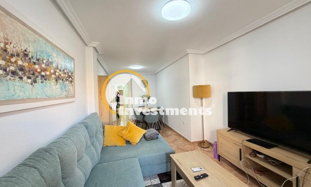 Resale - Apartment - Torrevieja - Playa del Cura