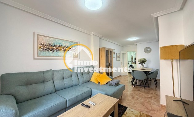 Resale - Apartment - Torrevieja - Playa del Cura