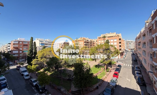 Resale - Apartment - Torrevieja - Playa del Cura