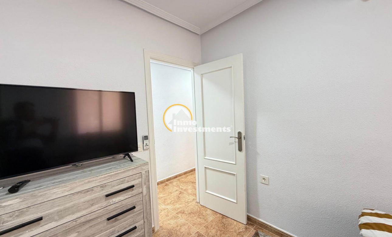 Resale - Apartment - Torrevieja - Playa del Cura