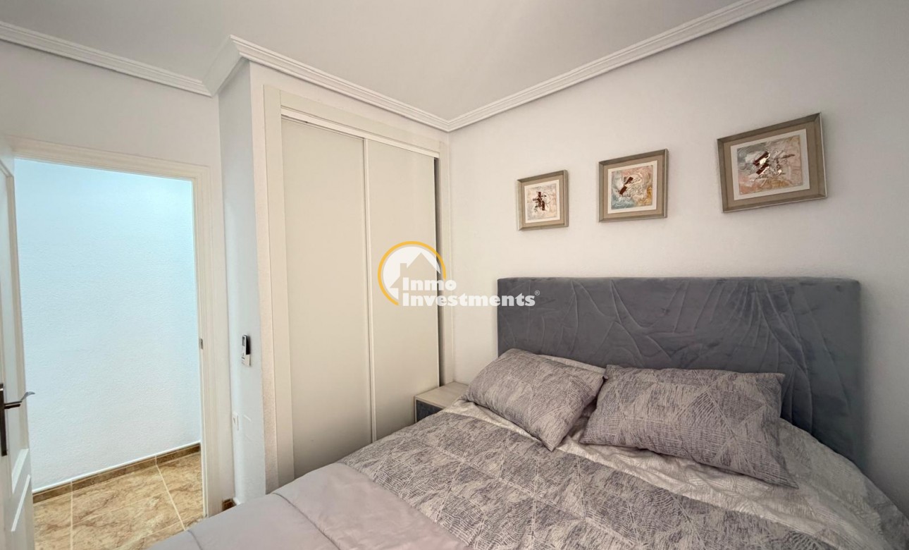 Resale - Apartment - Torrevieja - Playa del Cura