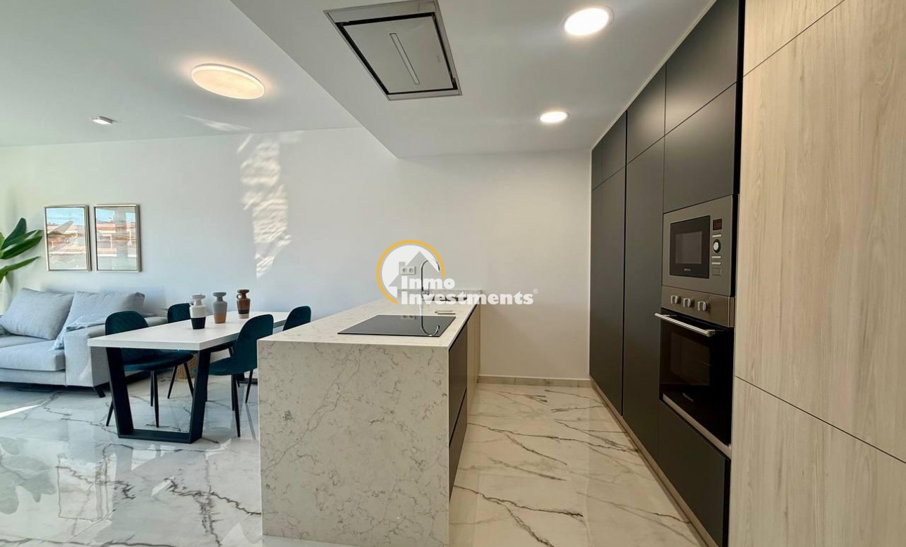 Resale - Penthouse - Los Altos