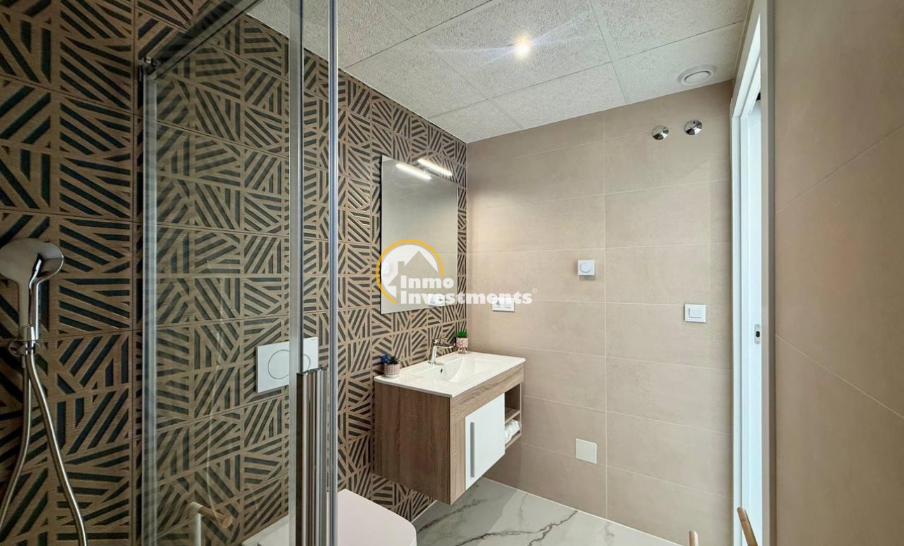 Resale - Penthouse - Los Altos