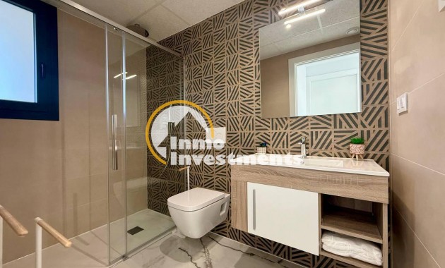 Resale - Penthouse - Los Altos