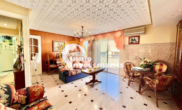 Resale - Apartment - Santa Pola - Puerto