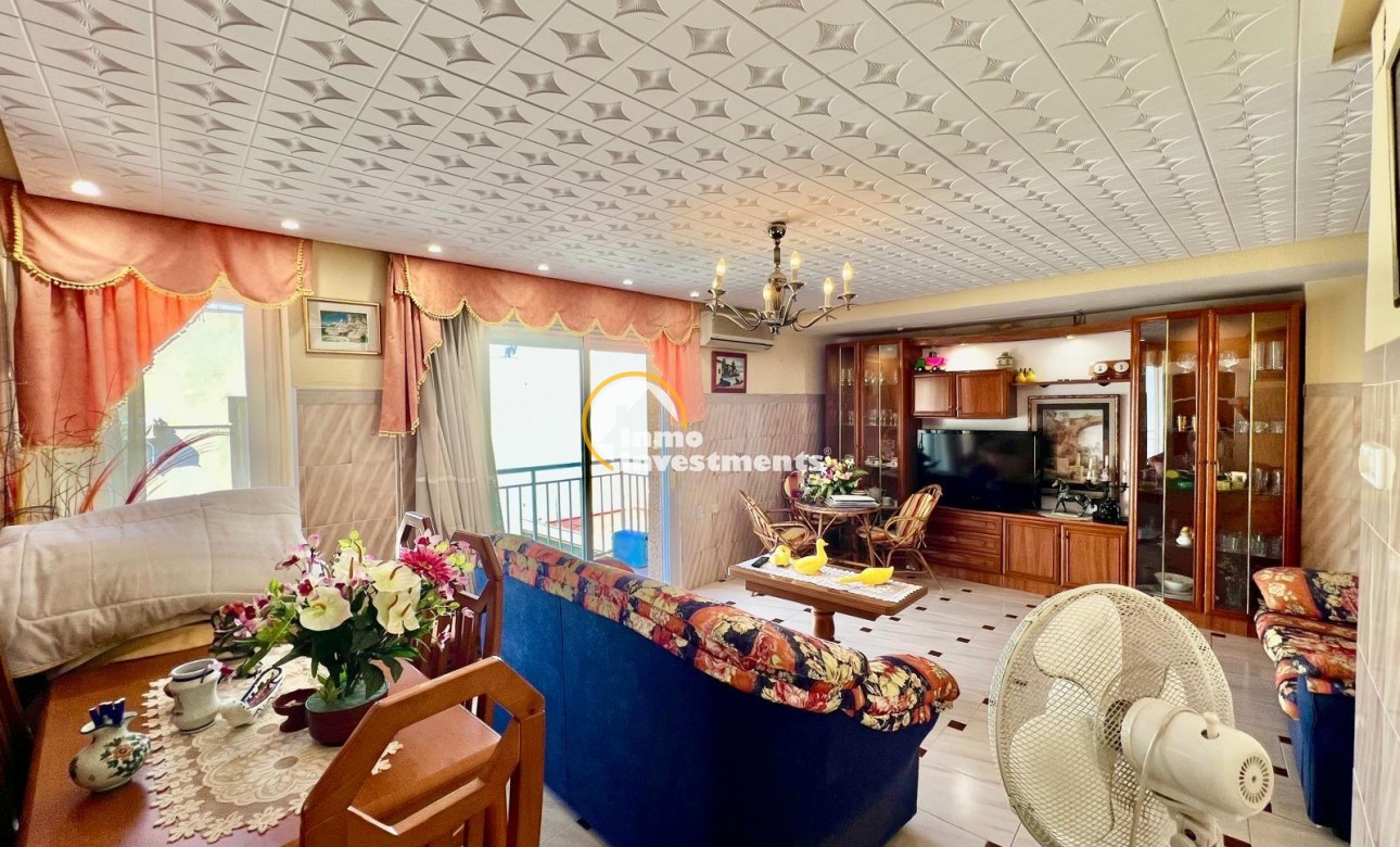 Resale - Apartment - Santa Pola - Puerto