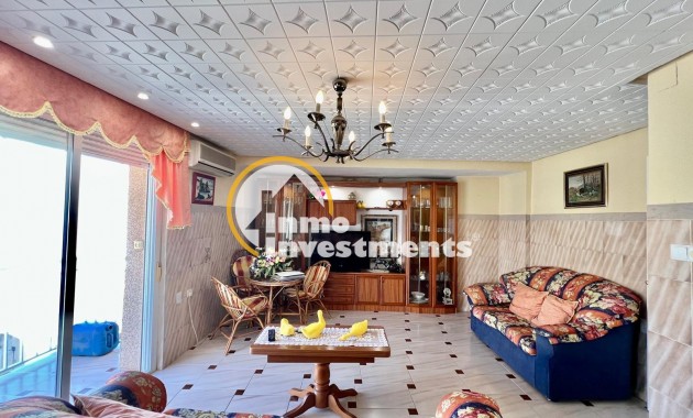 Resale - Apartment - Santa Pola - Puerto