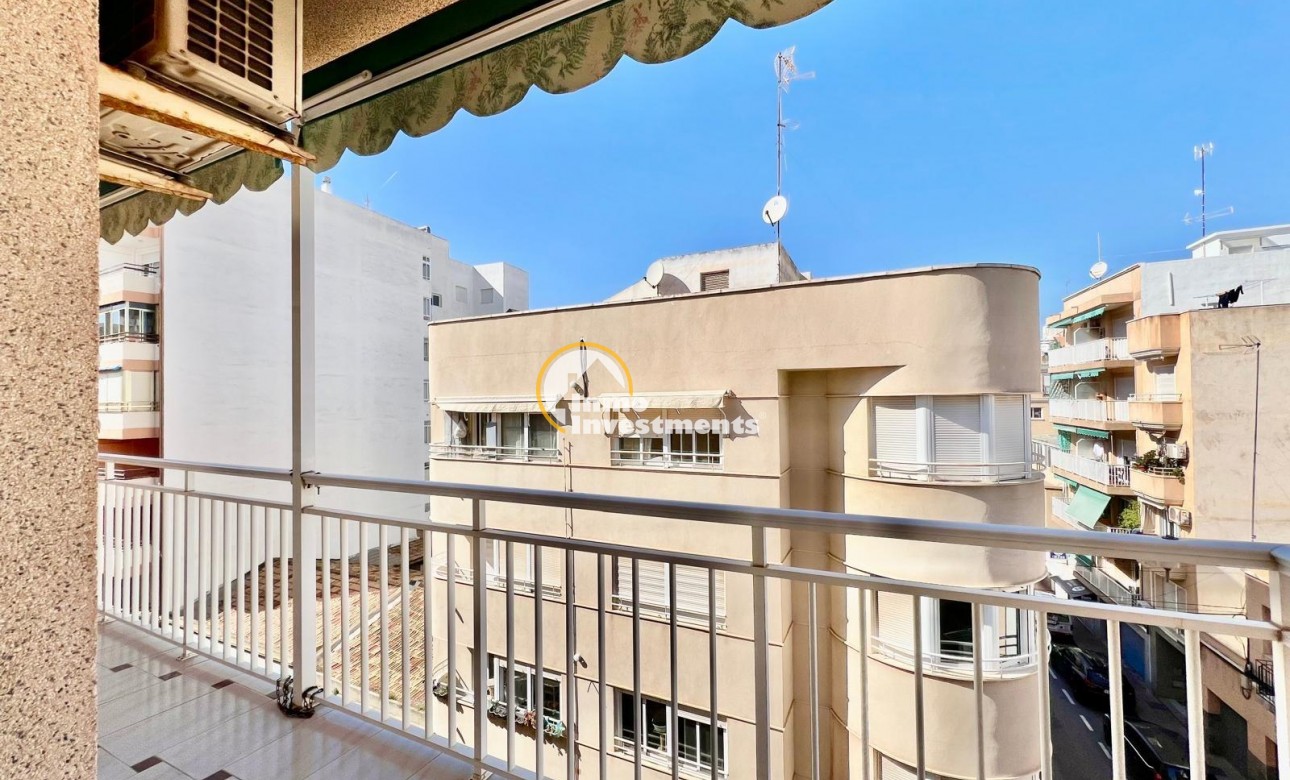 Resale - Apartment - Santa Pola - Puerto