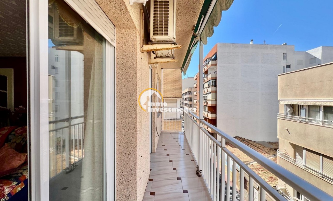 Resale - Apartment - Santa Pola - Puerto
