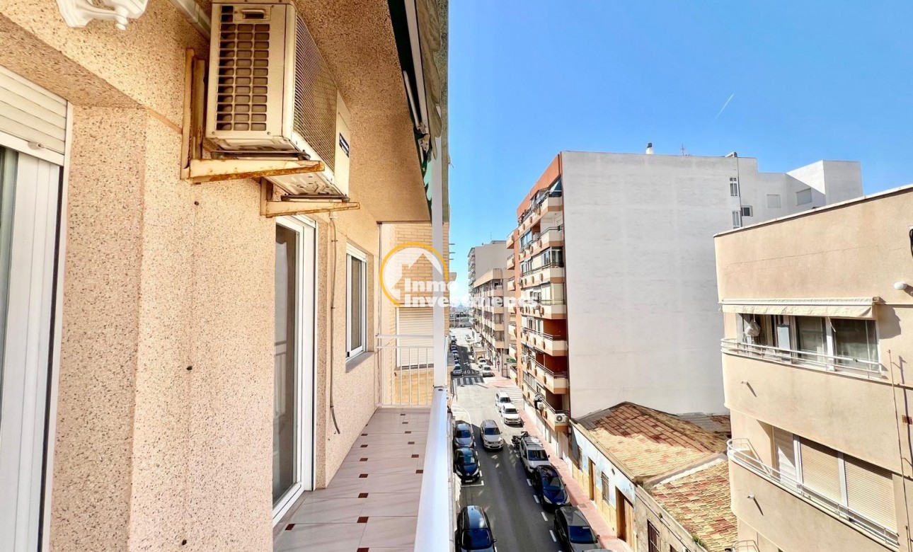 Resale - Apartment - Santa Pola - Puerto