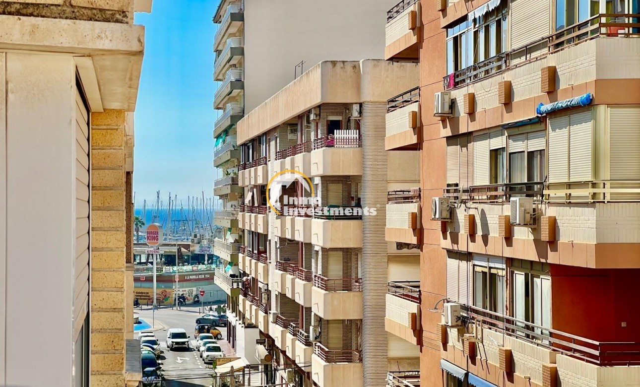 Resale - Apartment - Santa Pola - Puerto