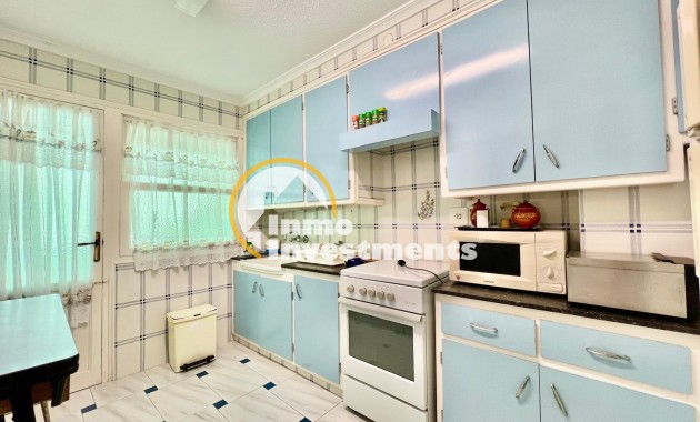 Resale - Apartment - Santa Pola - Puerto