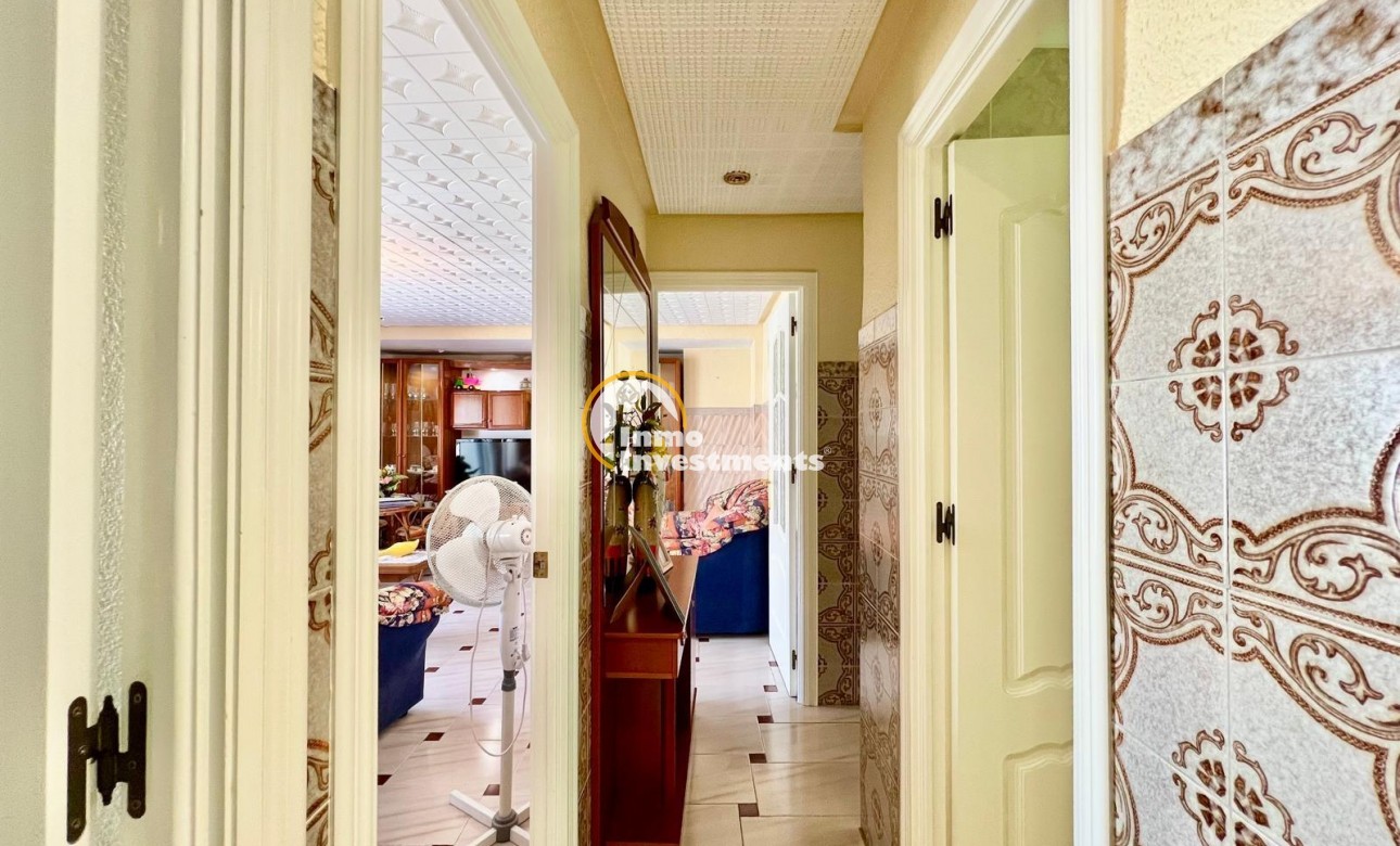 Resale - Apartment - Santa Pola - Puerto