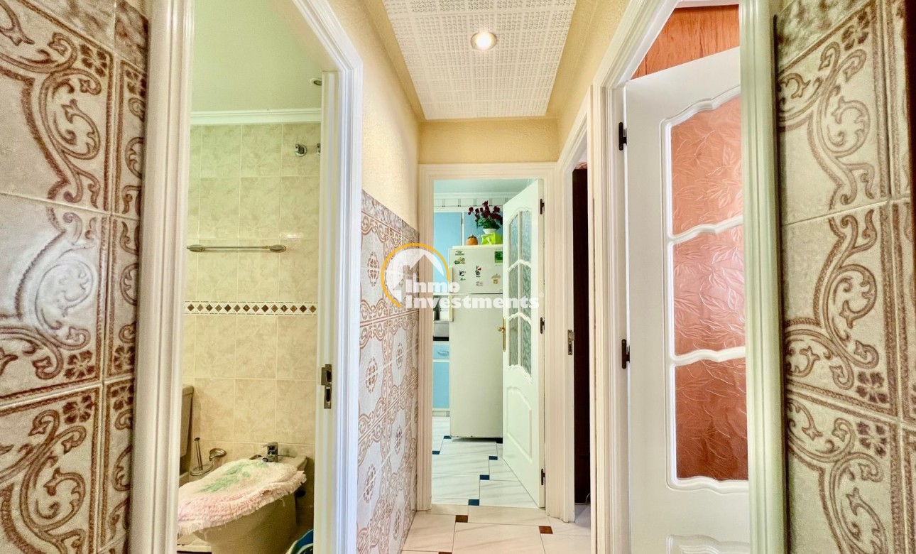 Resale - Apartment - Santa Pola - Puerto