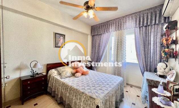 Resale - Apartment - Santa Pola - Puerto