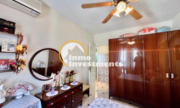 Resale - Apartment - Santa Pola - Puerto