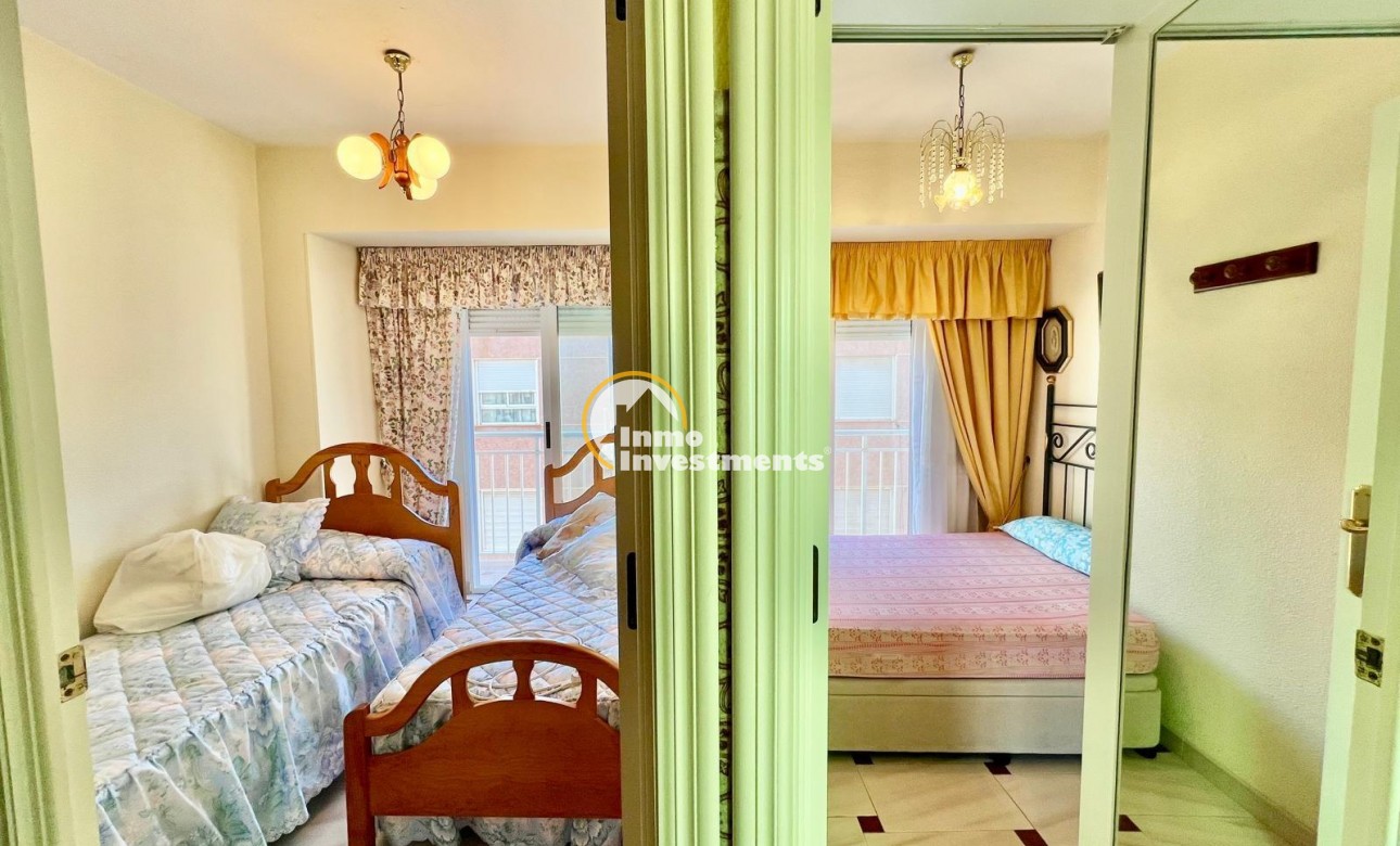 Resale - Apartment - Santa Pola - Puerto