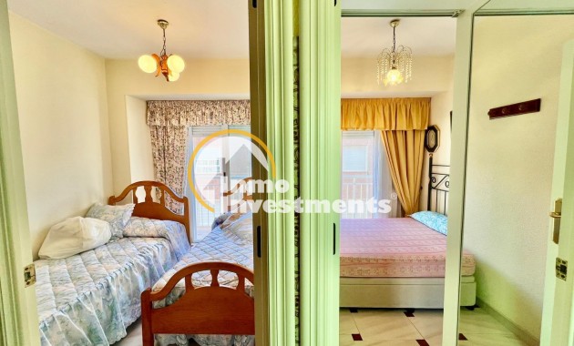 Resale - Apartment - Santa Pola - Puerto