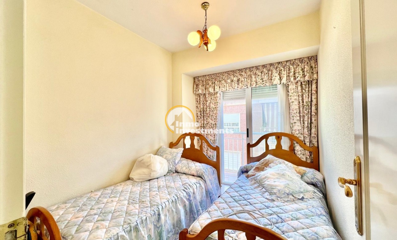 Resale - Apartment - Santa Pola - Puerto