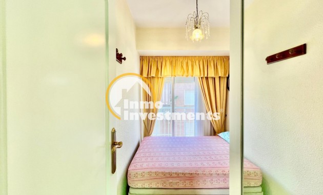 Resale - Apartment - Santa Pola - Puerto