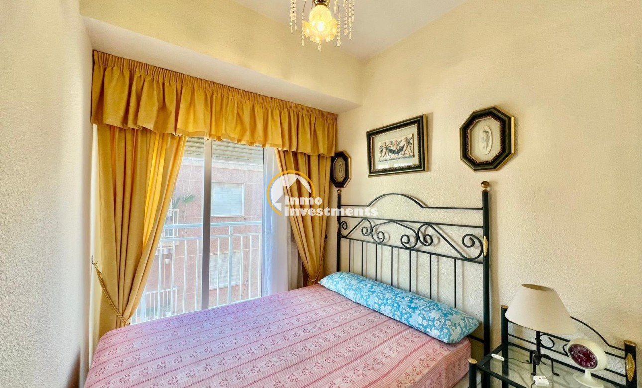 Resale - Apartment - Santa Pola - Puerto