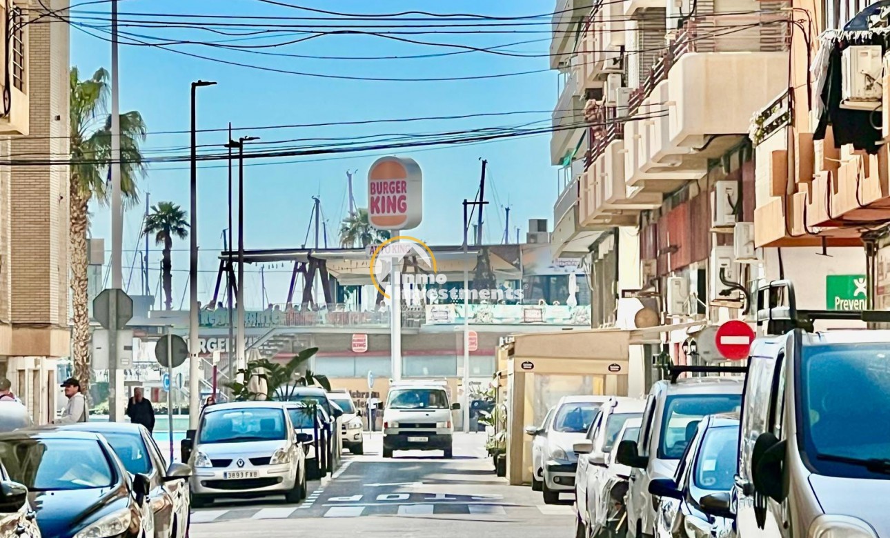 Resale - Apartment - Santa Pola - Puerto