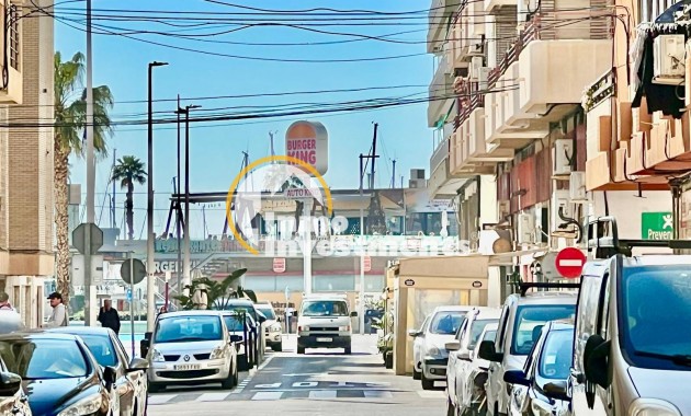 Resale - Apartment - Santa Pola - Puerto