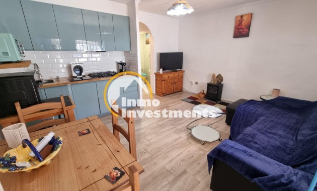 Resale - Bungalow - Torrevieja - El Chaparral