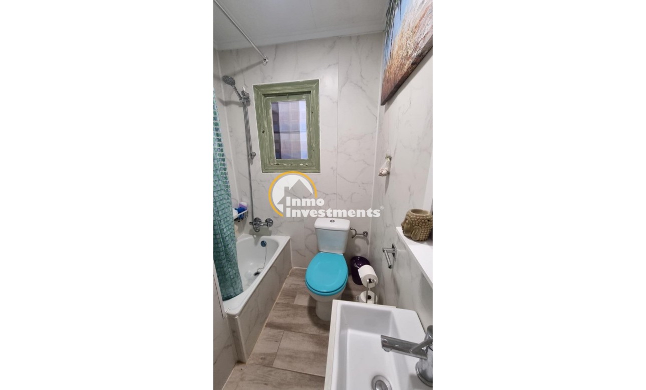 Resale - Bungalow - Torrevieja - El Chaparral