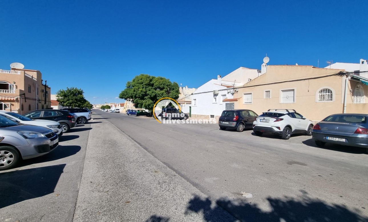 Resale - Bungalow - Torrevieja - El Chaparral