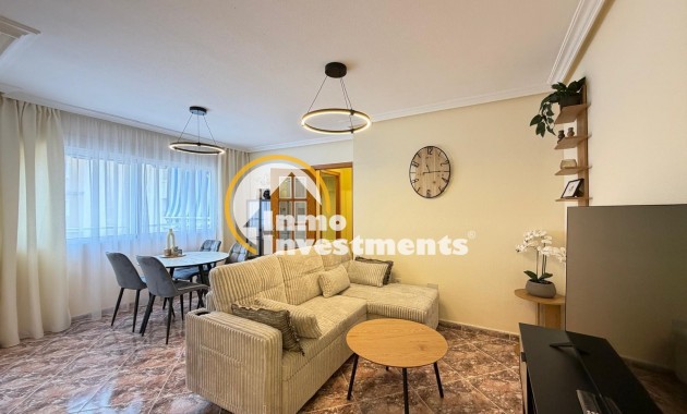 Resale - Apartment - Torrevieja - Playa de Los Locos