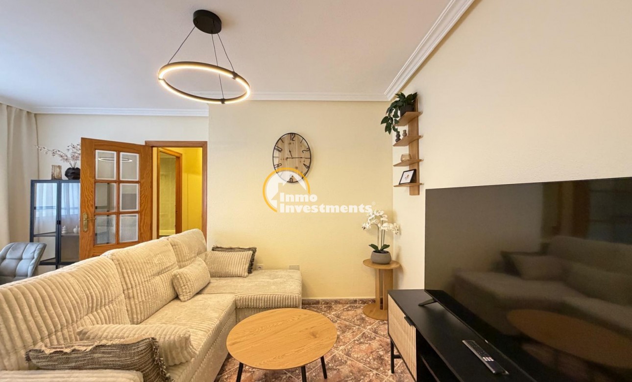 Resale - Apartment - Torrevieja - Playa de Los Locos