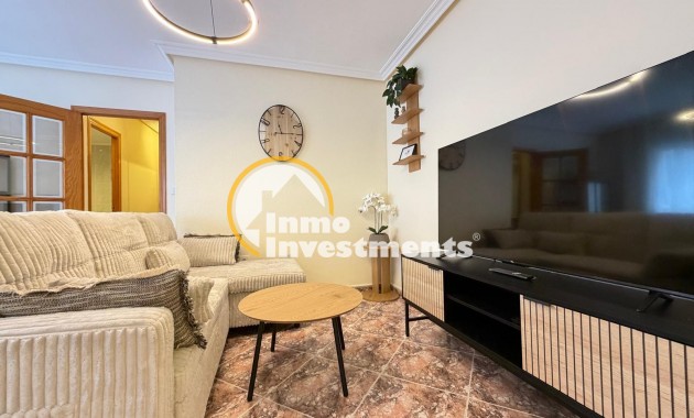 Resale - Apartment - Torrevieja - Playa de Los Locos